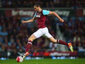 Andy Carroll 'pictured drinking during game'