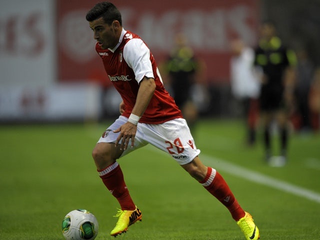 Braga's Salvador Agra controls the ball on August 2, 2013