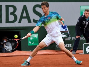Raonic edges out Bedene in Istanbul