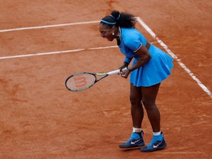 Serena Williams reaches French Open semi
