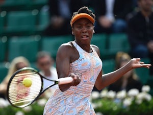 Venus Williams overcomes Daria Kasatkina