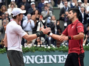 Murray tells critics to lay off Djokovic