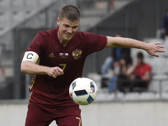 Igor Denisov plays the ball during the international friendly between Russia and Czech Republic on June 1, 2016