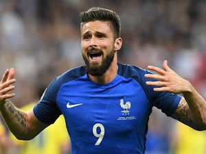 Giroud 'frustrated' after shock home draw