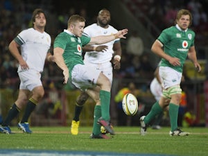 South Africa survive Ireland onslaught