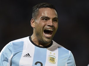 Liverpool 'keen on Argentina defender Mercado'