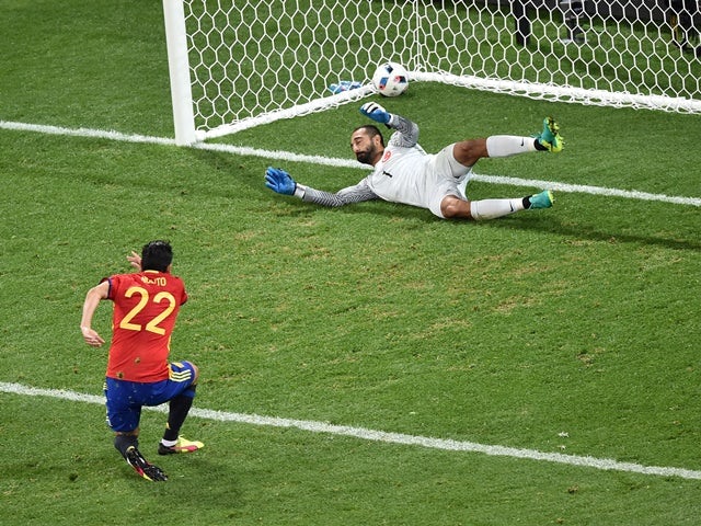 Nolito scores his side's second goal during the Euro 2016 Group D match between Spain and Turkey on July 17, 2016
