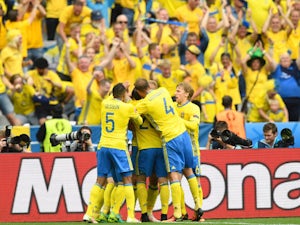 Sweden claim first-leg lead over Italy