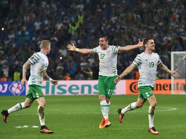 Robbie Brady celebrates scoring during the Euro 2016 Group E match between Italy and Republic of Ireland on June 22, 2016