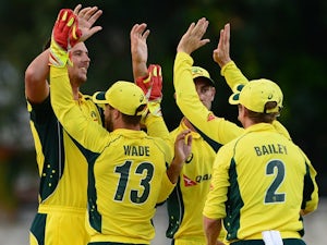Australia win Tri-Nation series