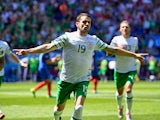 Robbie Brady celebrates scoring the opening goal during the Euro 2016 RO16 match between France and Republic of Ireland on June 26, 2016