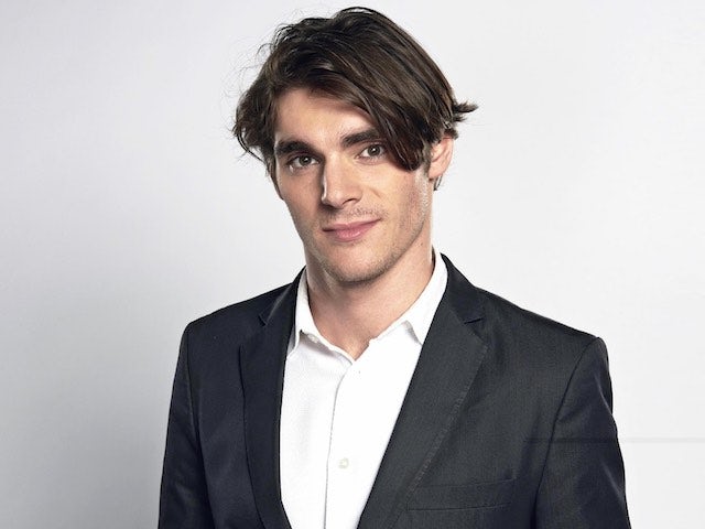 Next photo of RJ Mitte