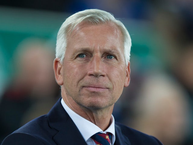Pardew interested in Leicester job?