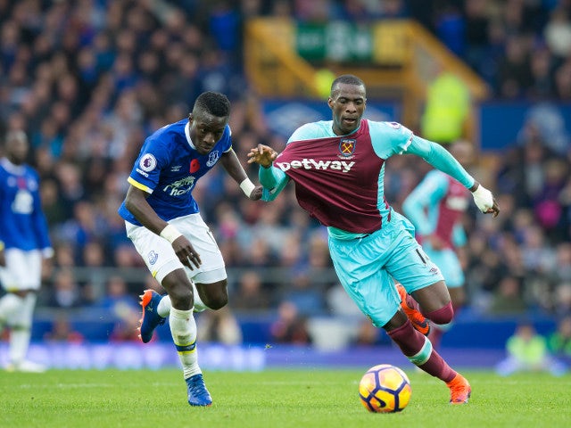 Liverpool 'consider Pedro Obiang move'