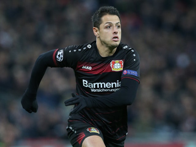 Lyon 'make £10.5m bid' for Hernandez