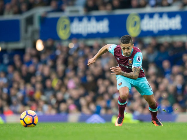 Lanzini charged with deceiving referee