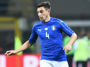 Italy criticise United over Darmian stance