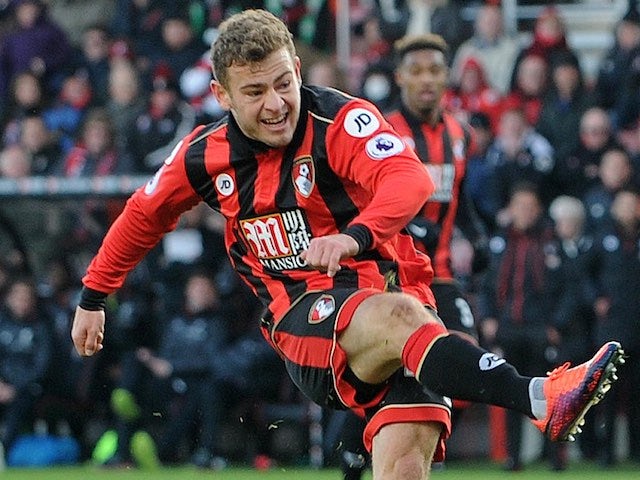 Fraser signs new Bournemouth contract