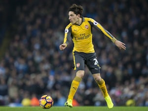 Bellerin tries to recover from "difficult night"