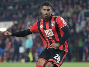Cardiff hold talks over Grabban signing?