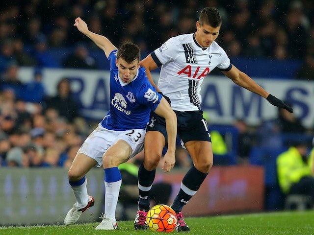 Seamus Coleman and Erik Lamela in action during the game between Everton and Tottenham Hotspur on January 3, 2016