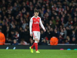Koscielny 'in tears at Arsenal meeting'