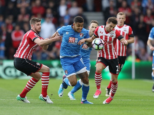 Jack Stephens, Cedric Soares and Joshua King during the Premier League match between Southampton and Bournemouth on April 1, 2017