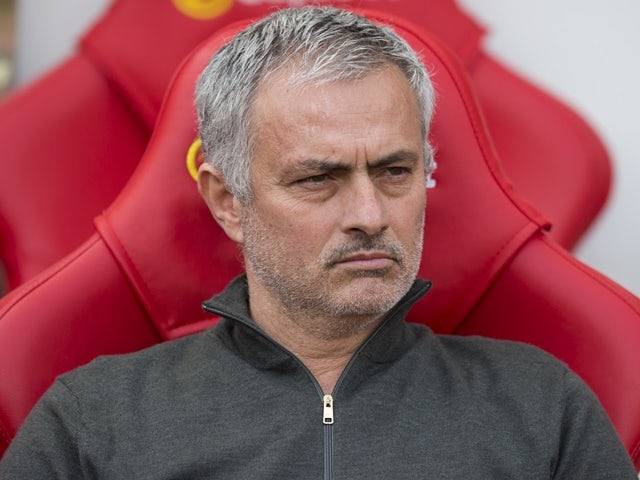 Mourinho will not rest players for Chelsea match