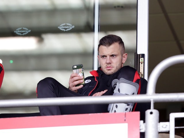 Wilshere worried about Arsenal future?