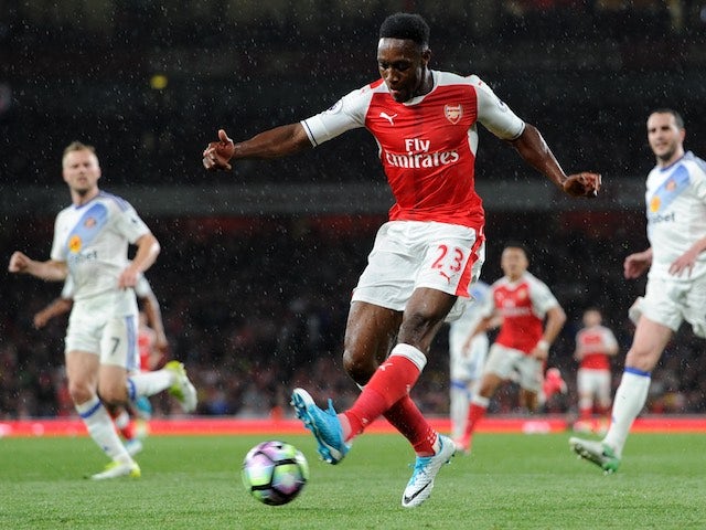 Team News: Danny Welbeck starts for Arsenal