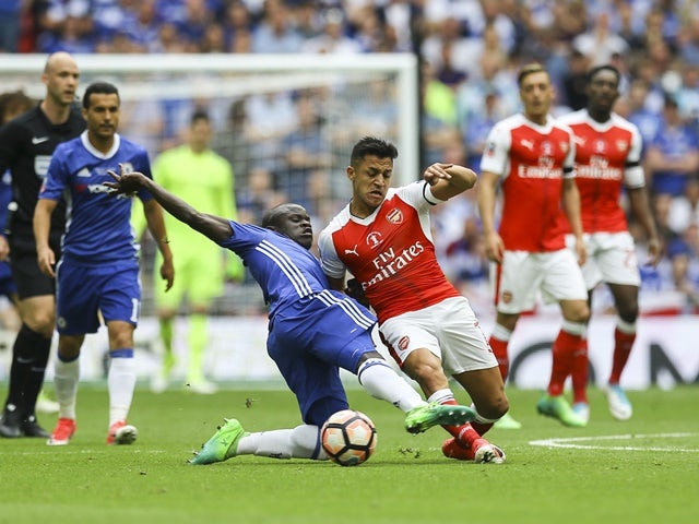 Chelsea 'forgot' to wear black armbands
