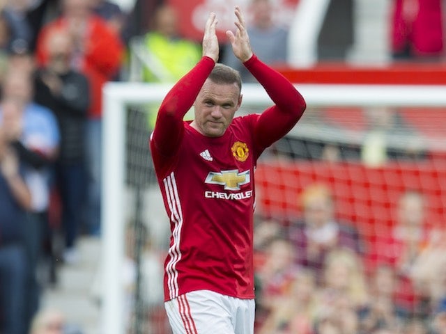 Ryan Giggs: 'Rooney should celebrate'