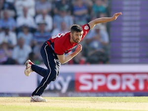 England beat South Africa by 19 runs