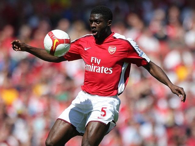 Kolo Toure playing for Arsenal
