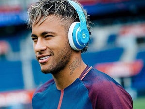 Dani Alves: 'Neymar has not surprised me'