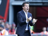 Marco Silva gives orders during the Premier League game between Bournemouth and Watford on August 19, 2017