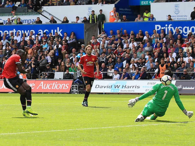 Romelu Lukaku nabs the second during the Premier League game between Swansea City and Manchester United on August 19, 2017