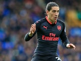 Hector Bellerin in action during the Premier League game between Everton and Arsenal on October 22, 2017