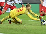 Peter Gulacsi in action for RB Leipzig in September 2017