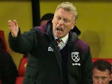 David Moyes shouts instructions during the Premier League game between Watford and West Ham United on November 19, 2017
