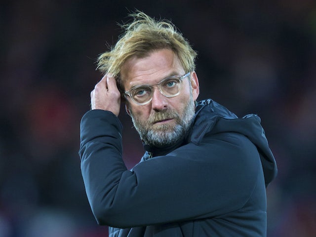 Dishevelled Reds boss Jurgen Klopp watches on during the Premier League game between Liverpool and Chelsea on November 25, 2017