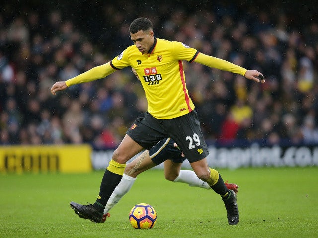 Capoue signs new Watford deal