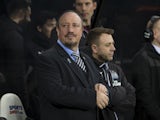 Rafael Benitez watches on during the Premier League game between Newcastle United and Manchester City on December 27, 2017
