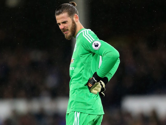 De Gea 'asks for £350k a week to stay'