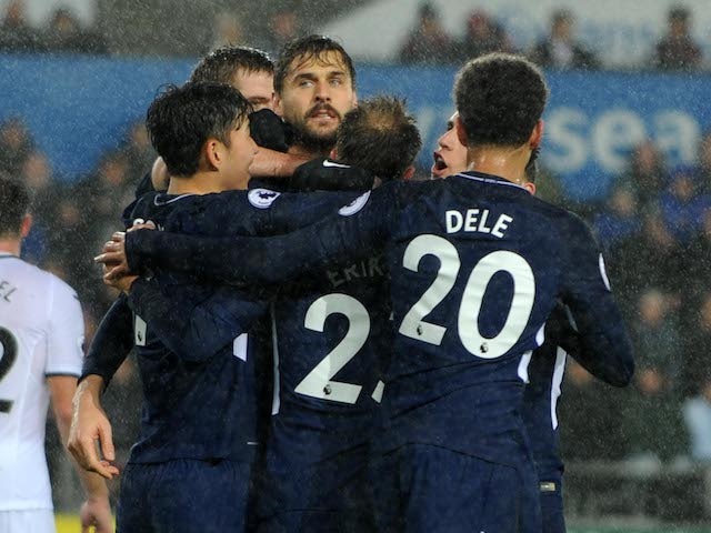 Fernando Llorente celebrates with teammates after scoring during the Premier League game between Swansea City and Tottenham Hotspur on January 2, 2018