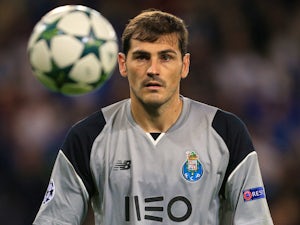 Liverpool 'want Iker Casillas on a free'