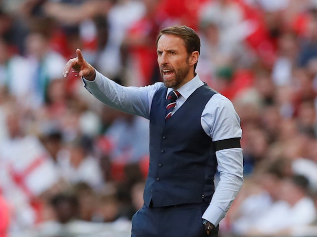 Southgate urges England to bounce back