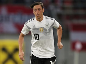 Ozil defends meeting with Turkey's president
