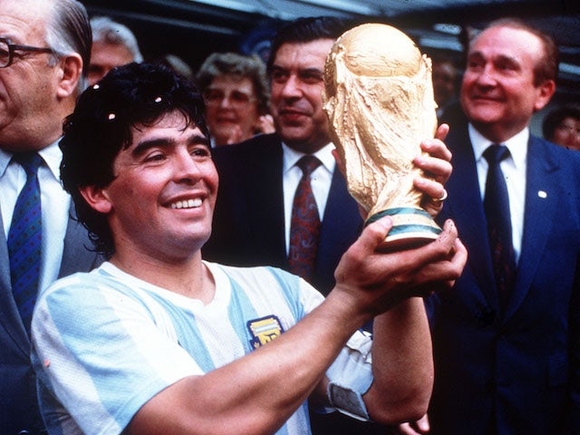 Maradona criticises Argentina 