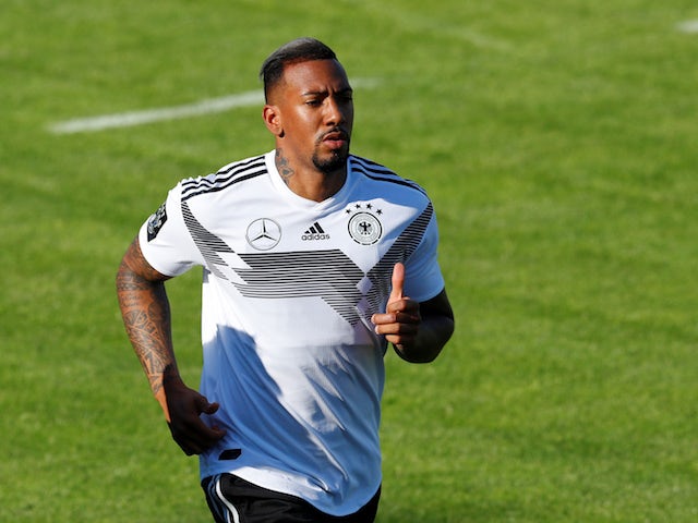 Arsenal to rival United for Boateng?